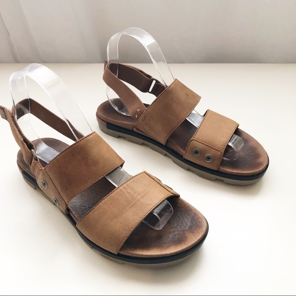 sorel strappy sport sandals